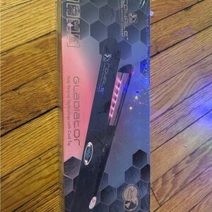 Gladiator Infrared Flat Iron Hair Straightener with Cool Tip – Brand New